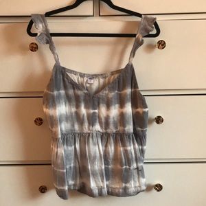 gray tie dye blouse